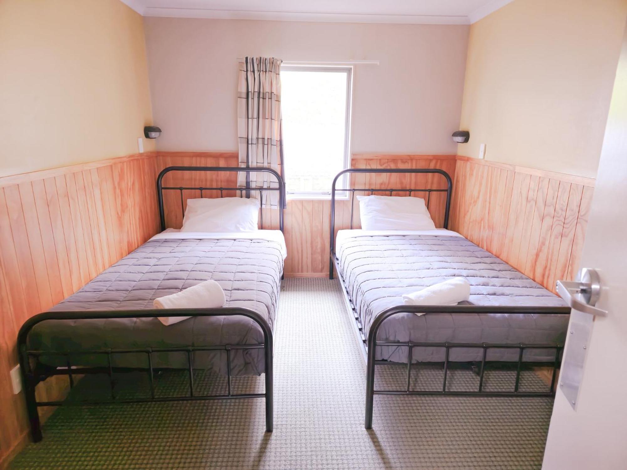 Waitomo Village Of Kiwipaka Hotel